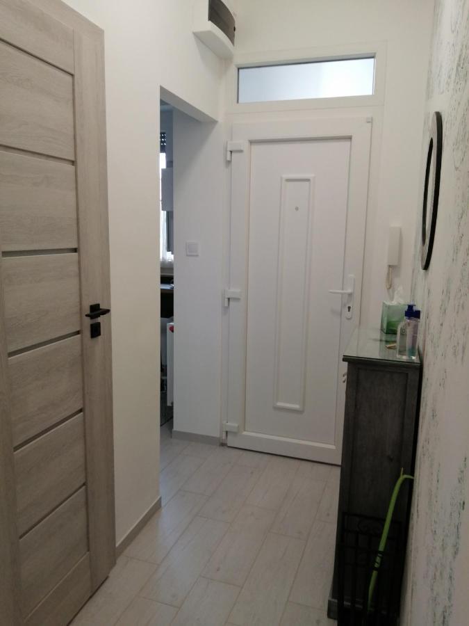 Hanna Apartman Сегед Экстерьер фото